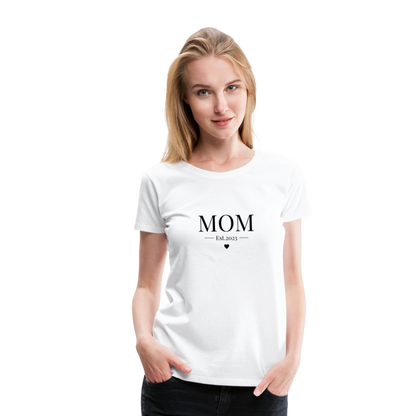 Frauen Premium T-Shirt - Mom Est. 2023 - weiß