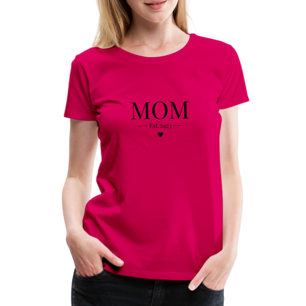 Frauen Premium T-Shirt - Mom Est. 2023 - dunkles Pink