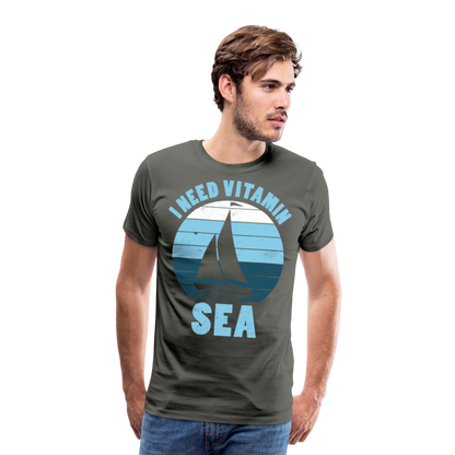 Männer Premium T-Shirt - I need Vitamin Sea - Spruch - Maritim - Asphalt