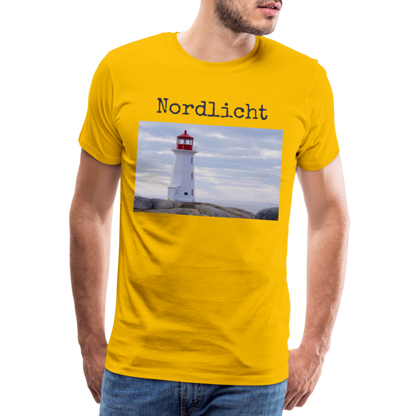 Männer Premium T-Shirt - Nordlicht Leuchtturm - Sonnengelb