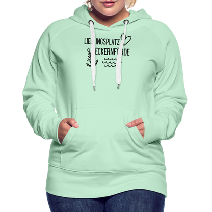 Frauen Premium Hoodie - Lieblingsplatz Eckernförde - helles Mintgrün