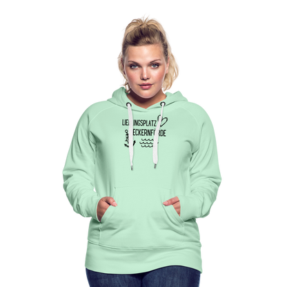 Frauen Premium Hoodie - Lieblingsplatz Eckernförde - helles Mintgrün