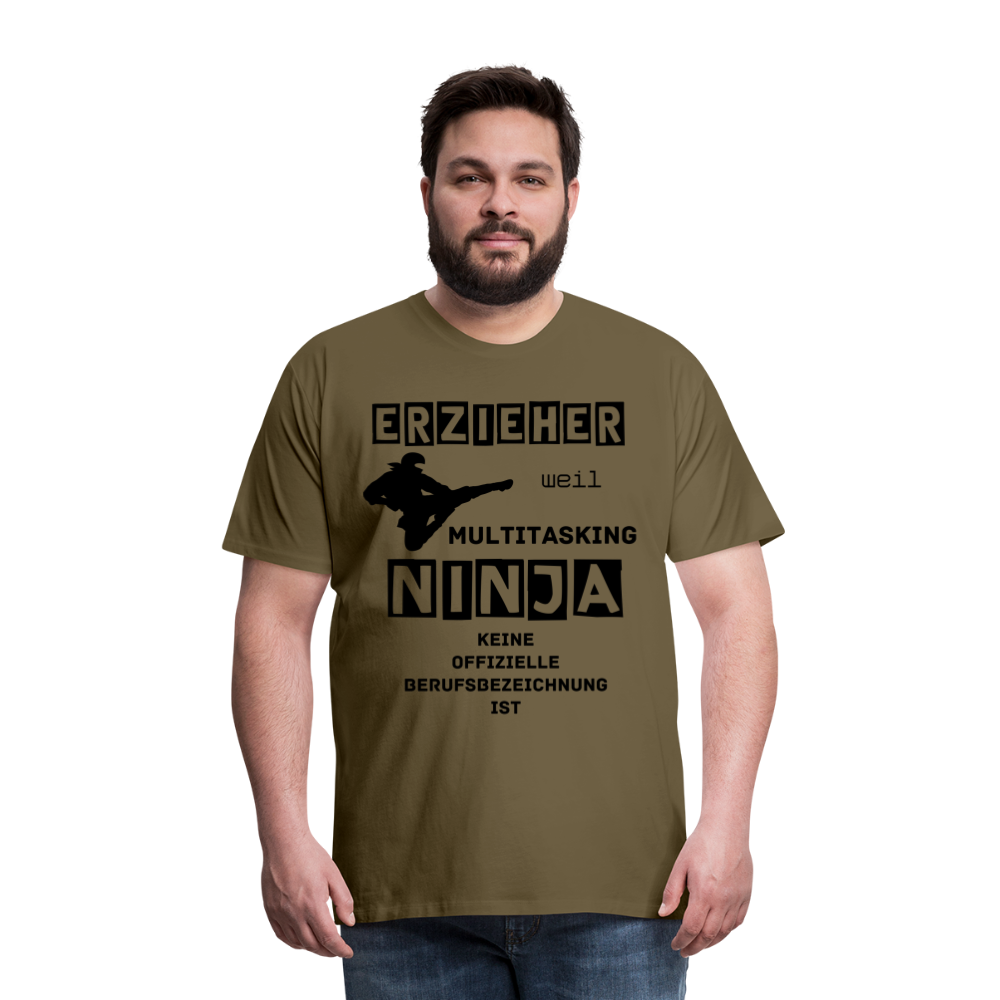 Männer Premium T-Shirt - Erzieher Ninja - Khaki