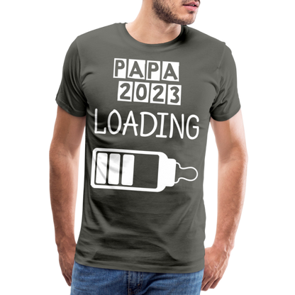 Männer Premium T-Shirt - Papa 2023 LOADING - Asphalt